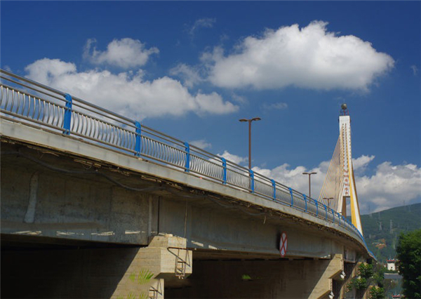 郴州304不锈钢桥梁护栏：安全、耐用与美观的完美结合